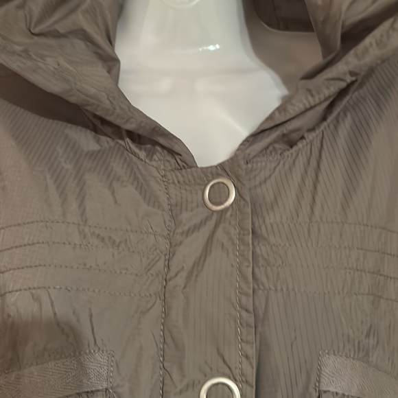 Raincoat with hood. Used few time only - Picture 2 of 8